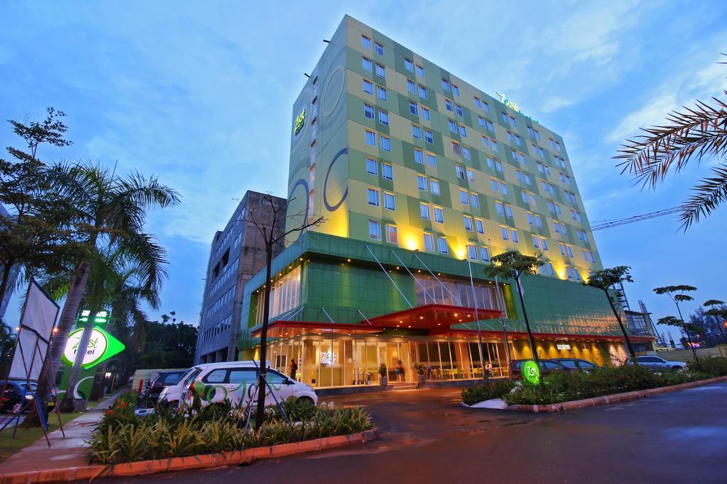 Zest Hotel Harbour Bay Batam Nagoya Exterior foto